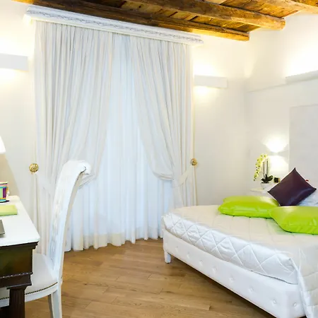 Apartment Domus Spagna Capo Le Luxury *