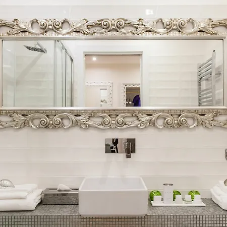 Domus Spagna Capo Le Luxury Rome