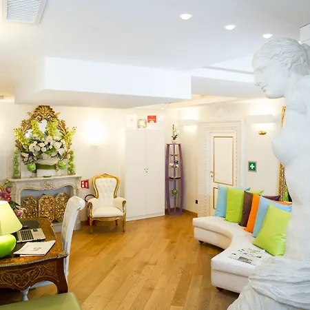Domus Spagna Capo Le Luxury * Rome
